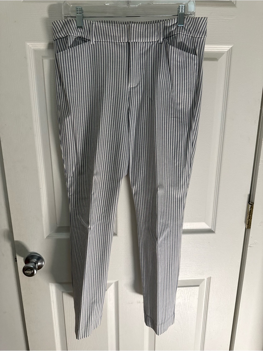 Old Navy White and Navy Pinstripe Dress Pants